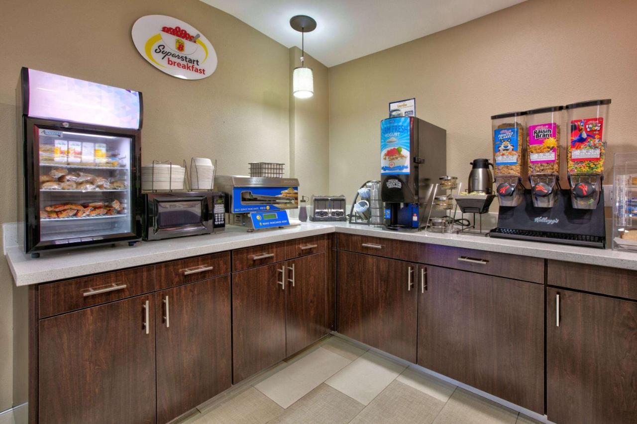 Super 8 By Wyndham Palestine Tx Otel Dış mekan fotoğraf